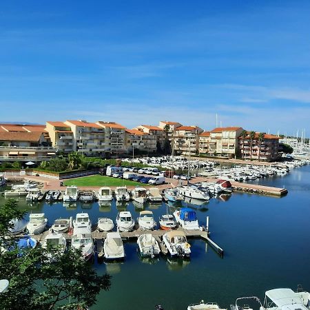 Appartement T2 Vue Mer Et Port,2 Balcons, Parking Prive Canet-en-Roussillon Luaran gambar