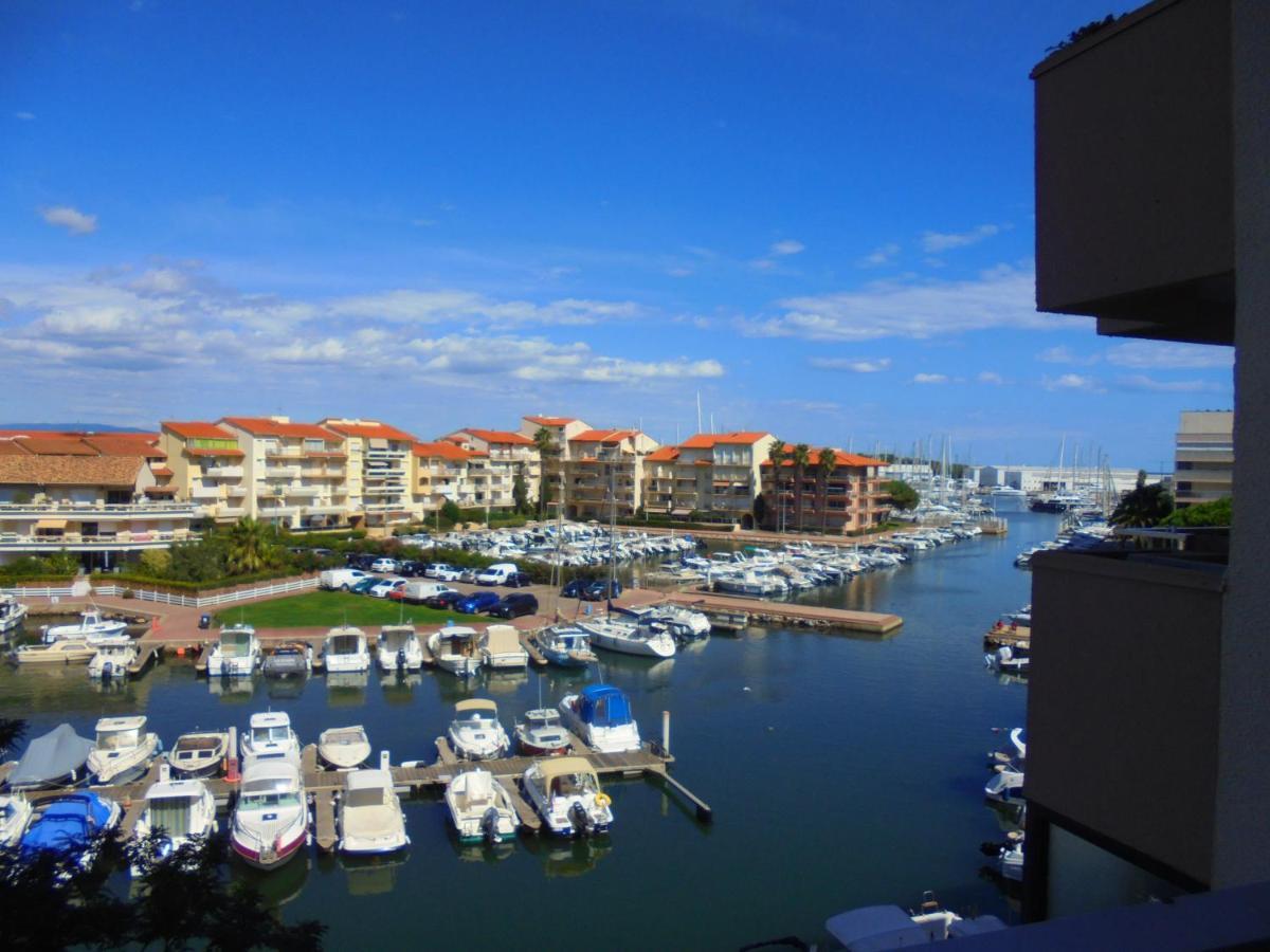 Appartement T2 Vue Mer Et Port,2 Balcons, Parking Prive Canet-en-Roussillon Luaran gambar