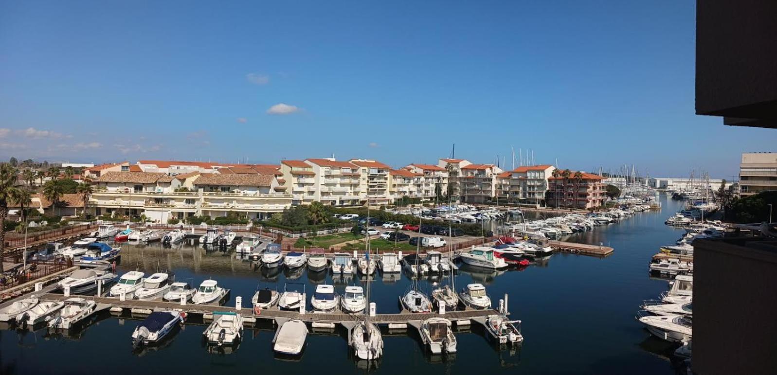 Appartement T2 Vue Mer Et Port,2 Balcons, Parking Prive Canet-en-Roussillon Luaran gambar